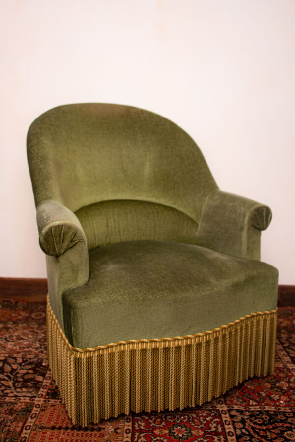 Fauteuil velours à franges – Image 3