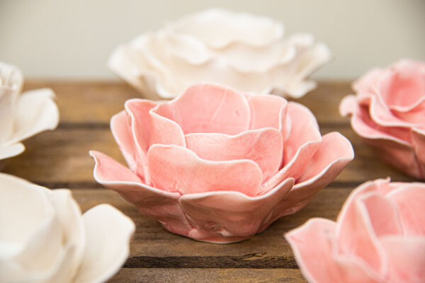 Bougeoirs fleurs en céramique