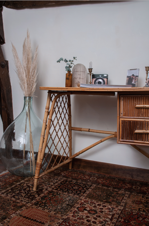 Bureau & chaise en rotin – Image 4