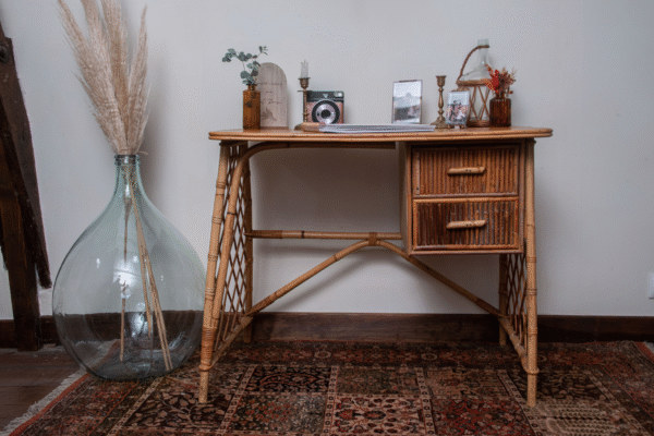Bureau & chaise en rotin – Image 3