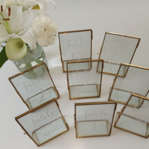 Cadres en laiton doré - numéros de table