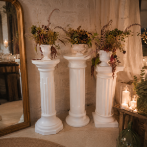 Colonnes décoratives blanches